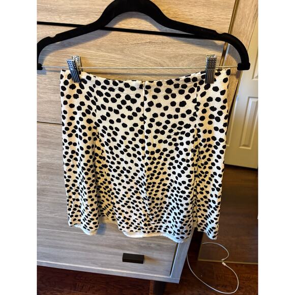 Ann Taylor polka dot skirt size 00 size 2 - Picture 2 of 7